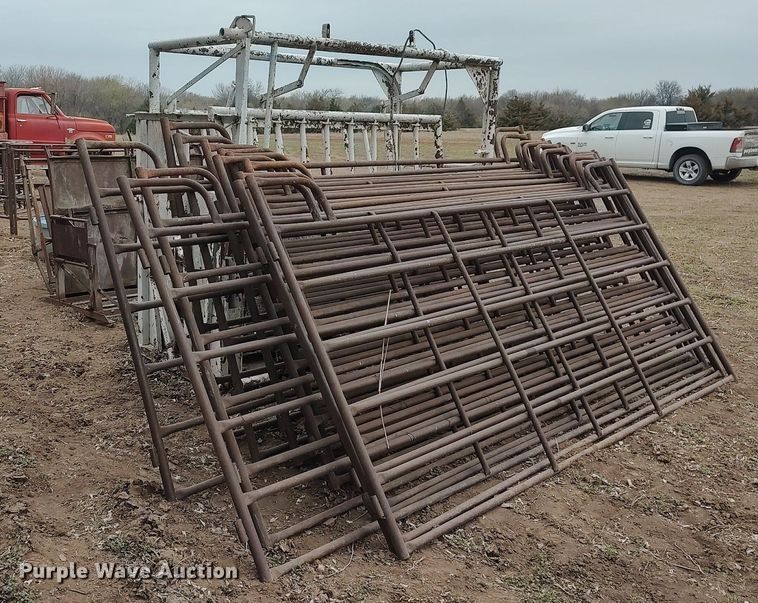 image for item DO3916 Livestock equipment