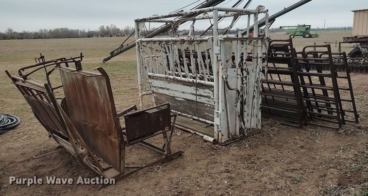 image for item DO3916 Livestock equipment