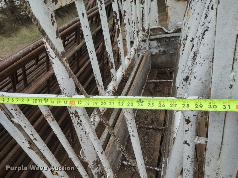 image for item DO3916 Livestock equipment