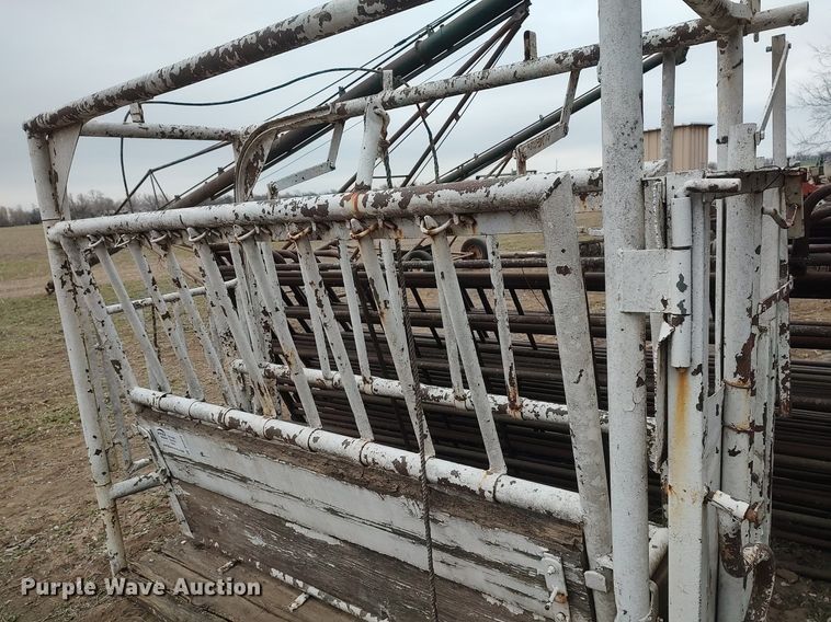 image for item DO3916 Livestock equipment