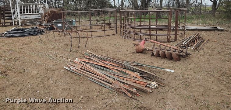 image for item DO3917 Livestock equipment
