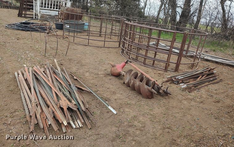 image for item DO3917 Livestock equipment