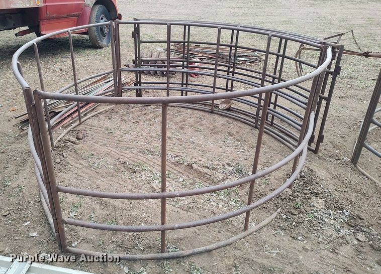 image for item DO3917 Livestock equipment