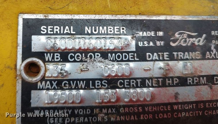 image for item DO3919 1961 Ford C600  grain truck