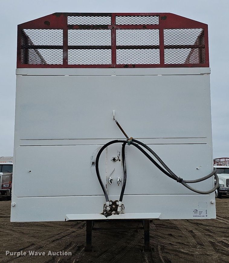 image for item DO4235 2014 MAS Trailers  silage trailer