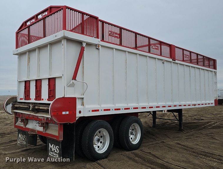 image for item DO4235 2014 MAS Trailers  silage trailer