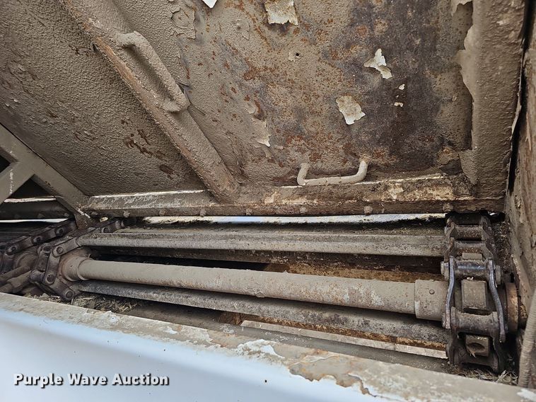 image for item DO4235 2014 MAS Trailers  silage trailer