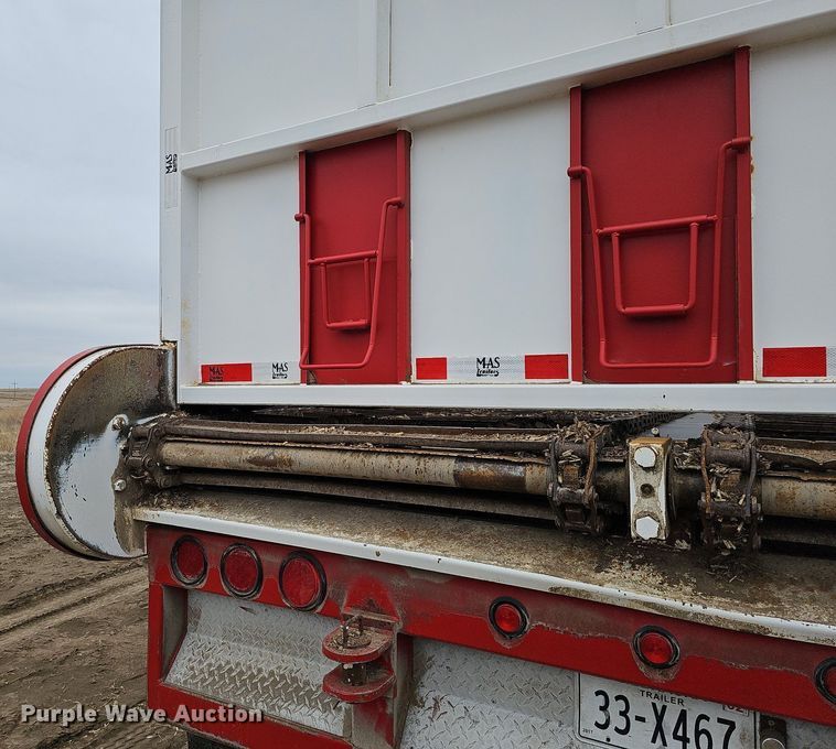 image for item DO4235 2014 MAS Trailers  silage trailer