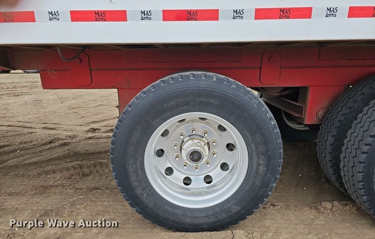 image for item DO4235 2014 MAS Trailers  silage trailer