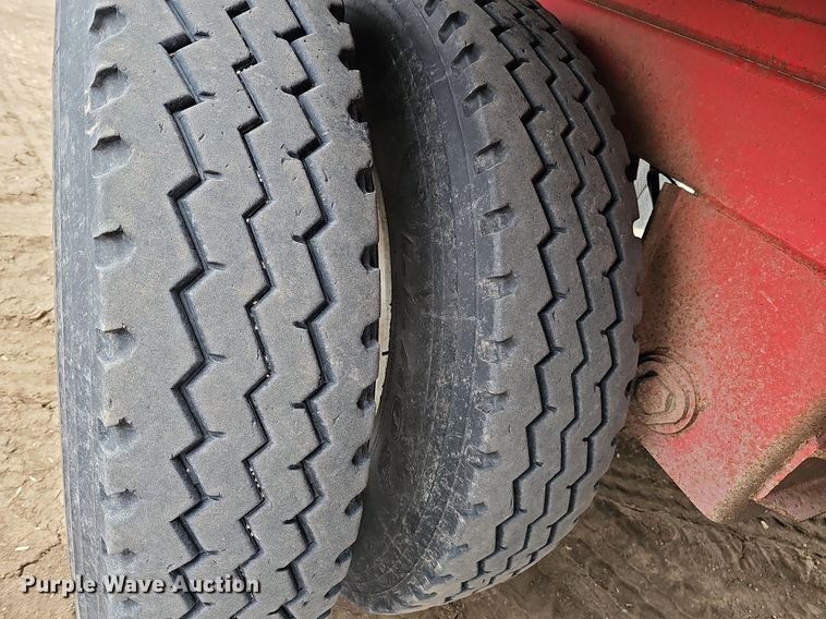 image for item DO4235 2014 MAS Trailers  silage trailer