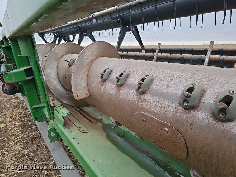 image for item DO4237 John Deere 630R  rigid head