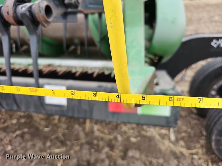 image for item DO4237 John Deere 630R  rigid head