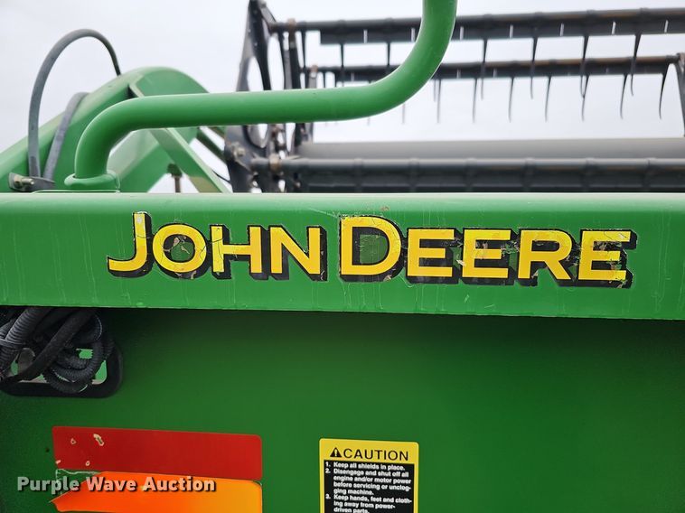 image for item DO4237 John Deere 630R  rigid head