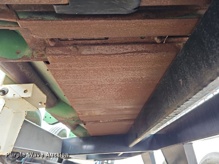 image for item DO4237 John Deere 630R  rigid head