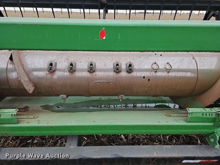 image for item DO4237 John Deere 630R  rigid head