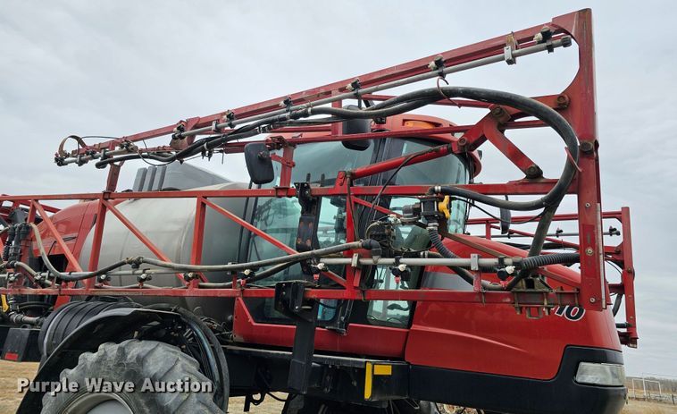 image for item DO4238 2005 Case IH  Patriot SPX4410 sprayer