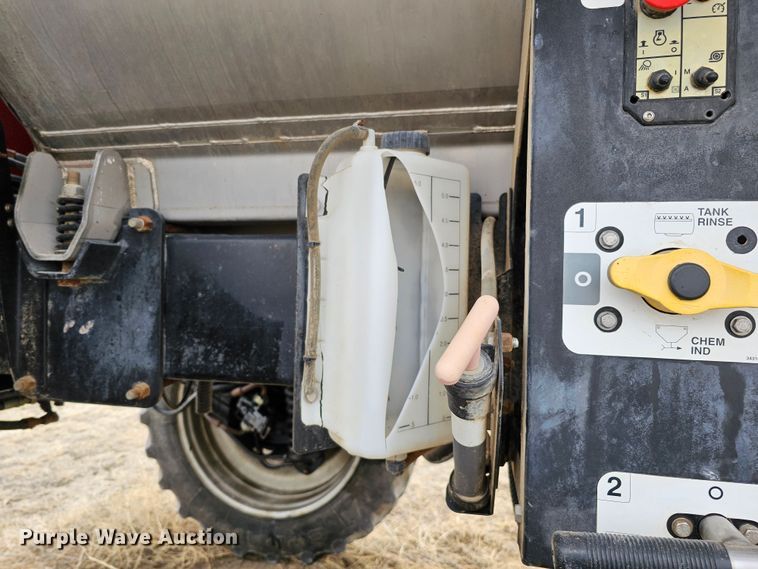 image for item DO4238 2005 Case IH  Patriot SPX4410 sprayer