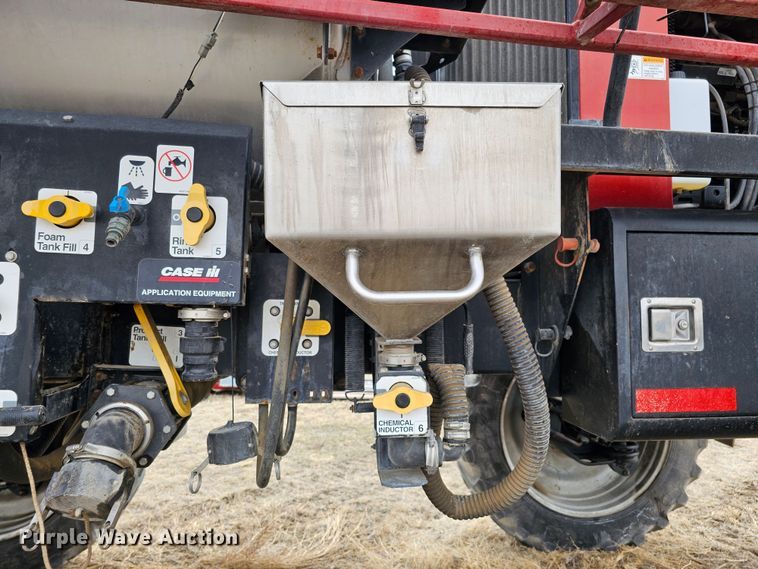 image for item DO4238 2005 Case IH  Patriot SPX4410 sprayer