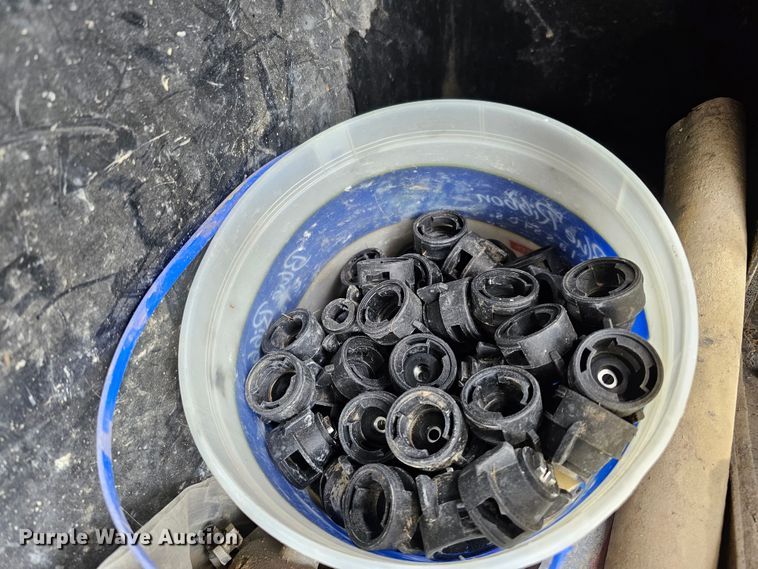 image for item DO4238 2005 Case IH  Patriot SPX4410 sprayer