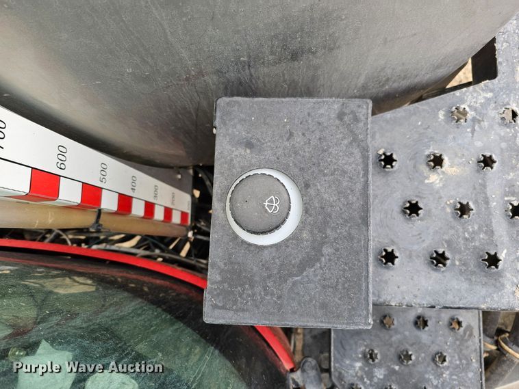 image for item DO4238 2005 Case IH  Patriot SPX4410 sprayer