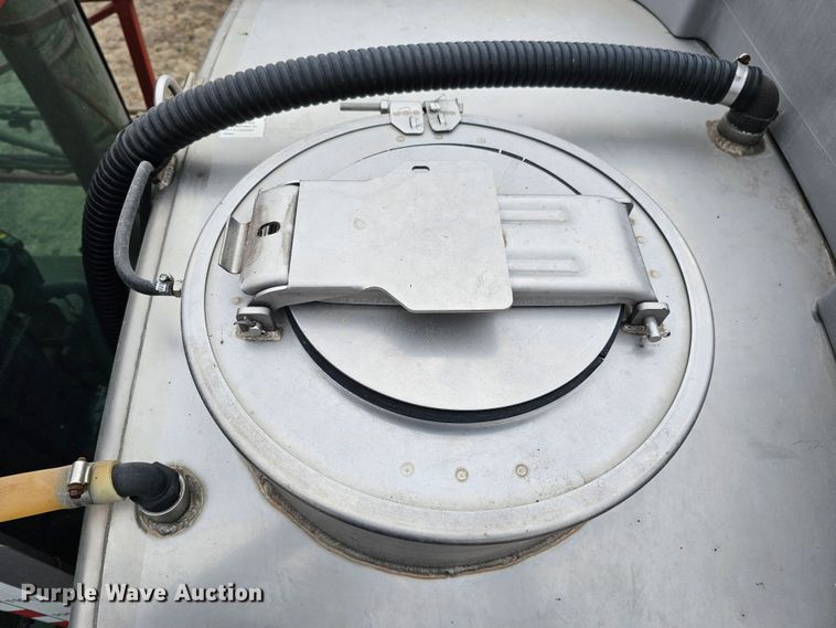 image for item DO4238 2005 Case IH  Patriot SPX4410 sprayer