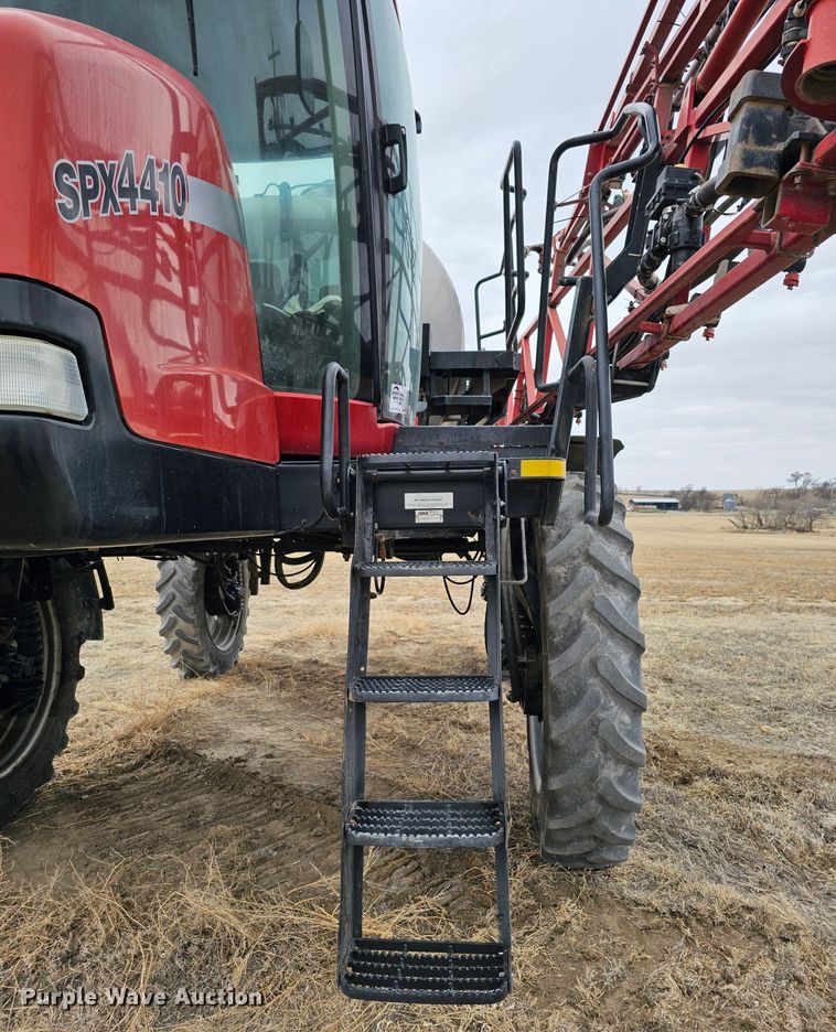 image for item DO4238 2005 Case IH  Patriot SPX4410 sprayer