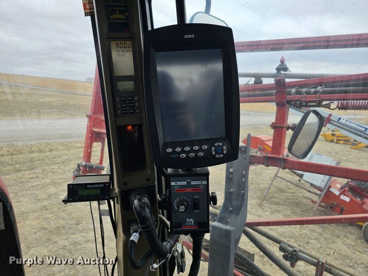 image for item DO4238 2005 Case IH  Patriot SPX4410 sprayer