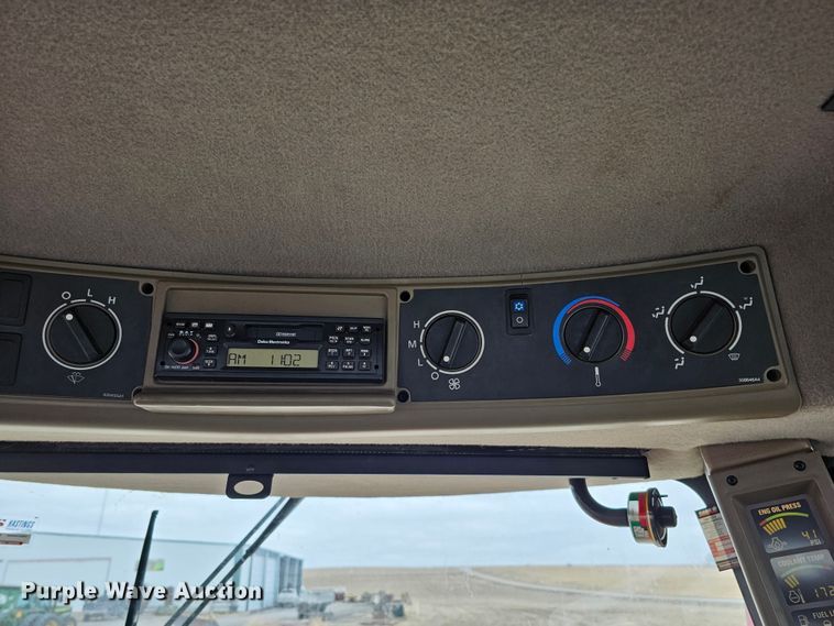 image for item DO4238 2005 Case IH  Patriot SPX4410 sprayer