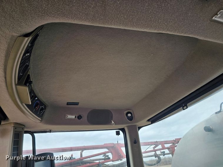 image for item DO4238 2005 Case IH  Patriot SPX4410 sprayer