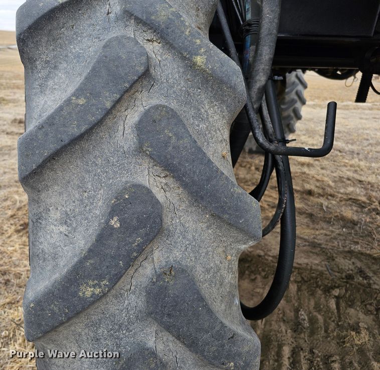 image for item DO4238 2005 Case IH  Patriot SPX4410 sprayer