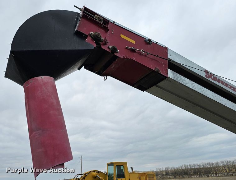 image for item DO4239 Hutchinson Squeeze Belt  conveyor