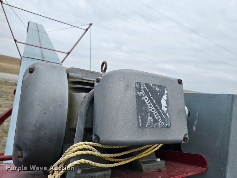 image for item DO4239 Hutchinson Squeeze Belt  conveyor