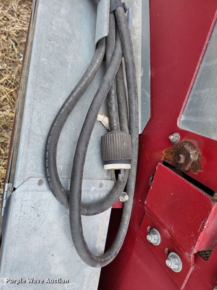 image for item DO4239 Hutchinson Squeeze Belt  conveyor