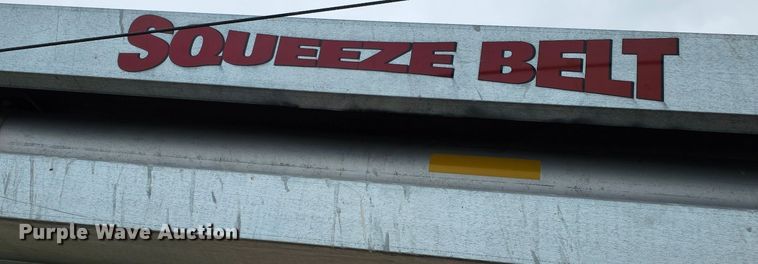 image for item DO4239 Hutchinson Squeeze Belt  conveyor