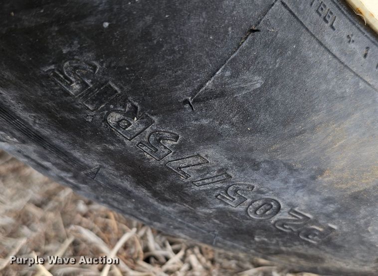 image for item DO4239 Hutchinson Squeeze Belt  conveyor