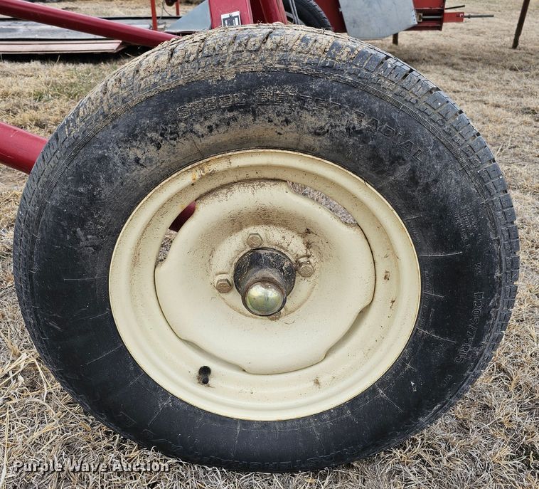 image for item DO4239 Hutchinson Squeeze Belt  conveyor