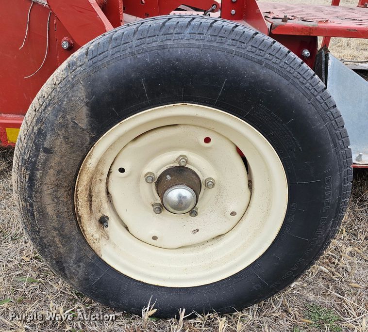 image for item DO4239 Hutchinson Squeeze Belt  conveyor