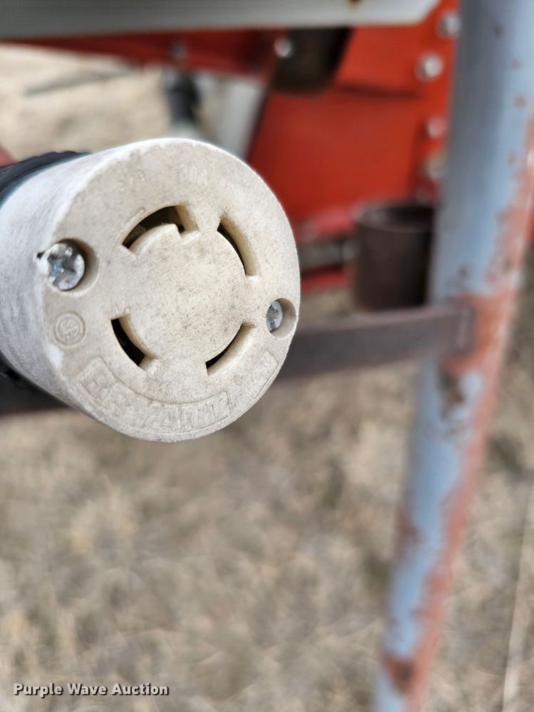 image for item DO4239 Hutchinson Squeeze Belt  conveyor