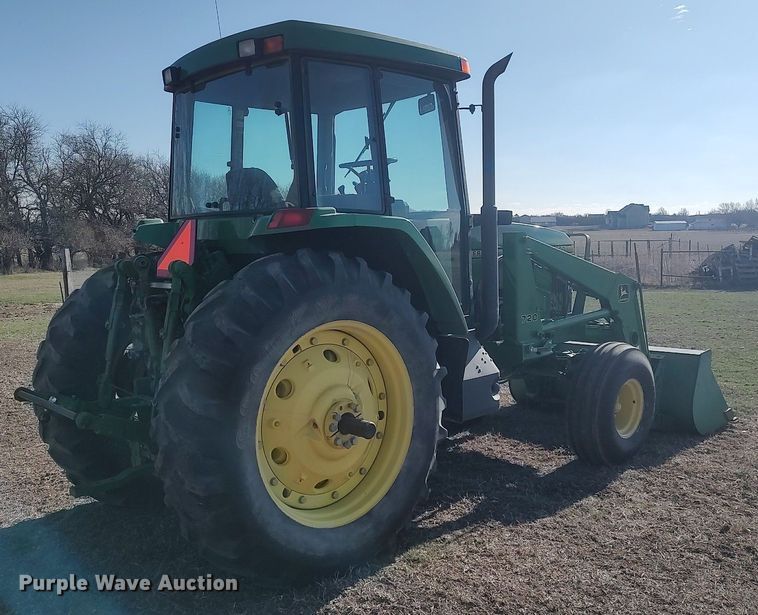 image for item DQ0337 1994 John Deere 7400  tractor