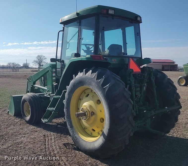 image for item DQ0337 1994 John Deere 7400  tractor