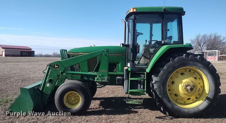 image for item DQ0337 1994 John Deere 7400  tractor