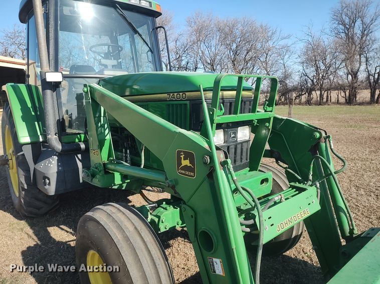 image for item DQ0337 1994 John Deere 7400  tractor