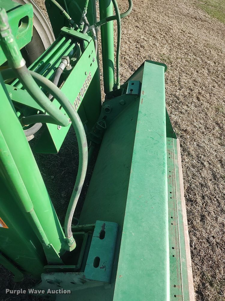 image for item DQ0337 1994 John Deere 7400  tractor