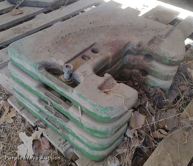 image for item DQ0337 1994 John Deere 7400  tractor