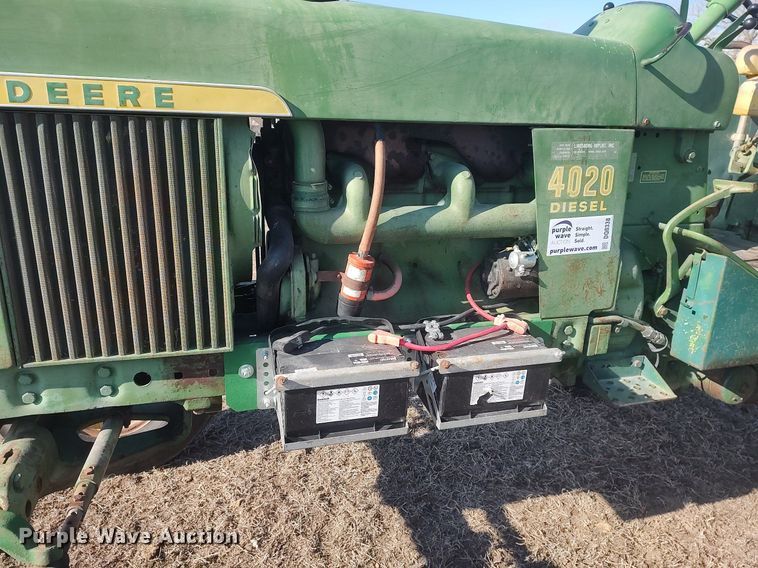 image for item DQ0338 1966 John Deere 4020  tractor