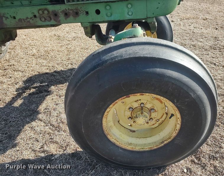 image for item DQ0338 1966 John Deere 4020  tractor