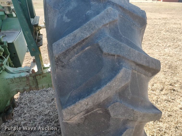 image for item DQ0338 1966 John Deere 4020  tractor