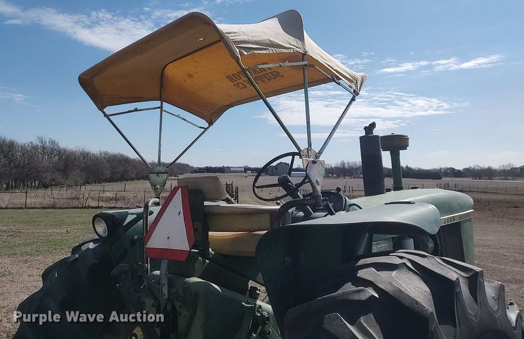 image for item DQ0338 1966 John Deere 4020  tractor