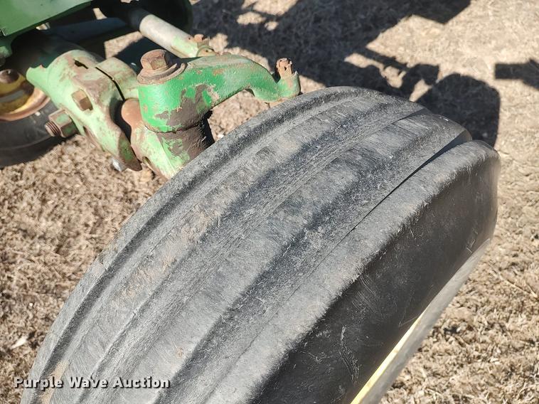 image for item DQ0338 1966 John Deere 4020  tractor