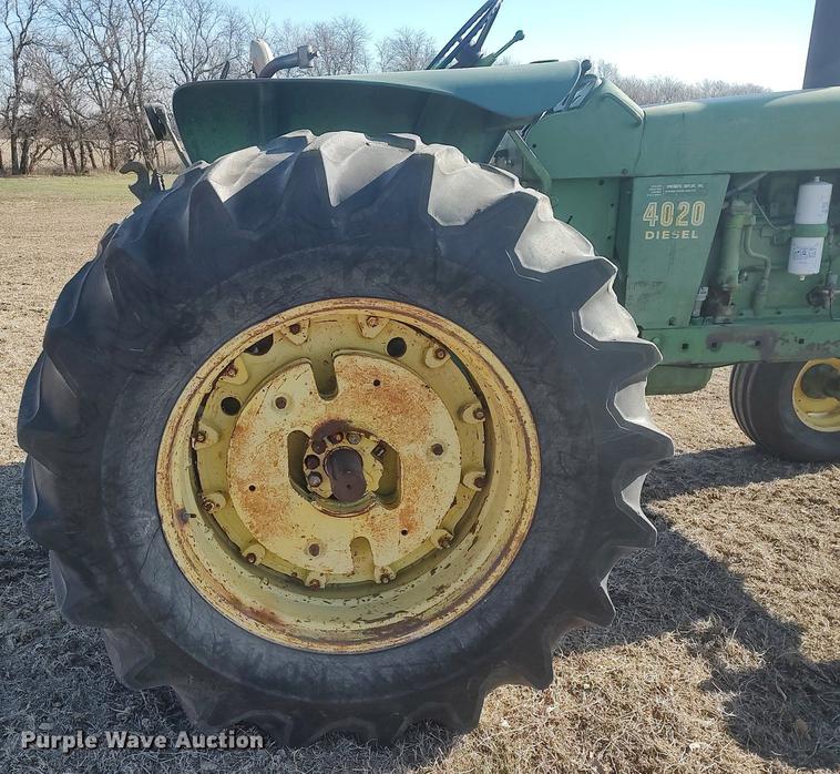 image for item DQ0338 1966 John Deere 4020  tractor